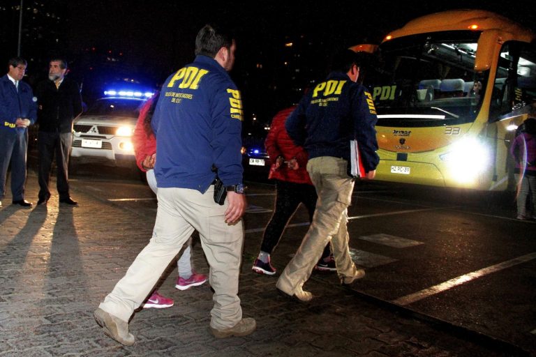 Gobierno chileno expulsa a 21 colombianos que cometieron delitos