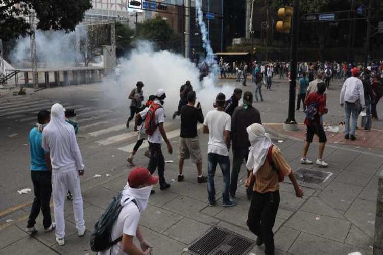 Provea y OVCS registran 14 muertos en protestas entre el 22 y 23 de enero