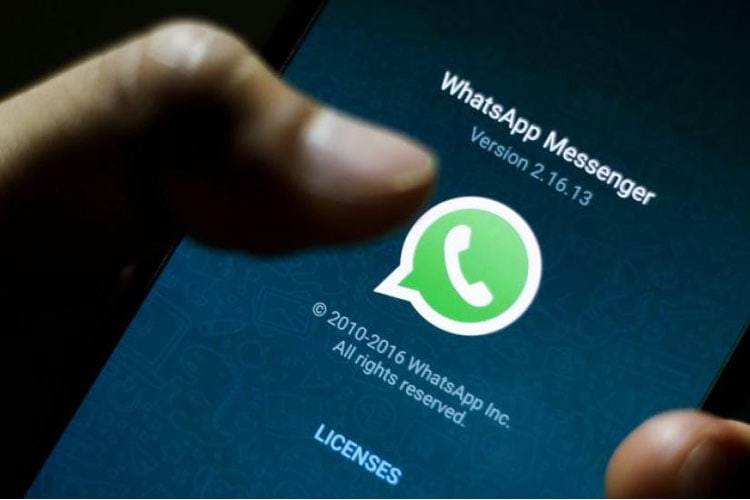 WhatsApp limita el número de personas a las que puedes reenviar mensajes