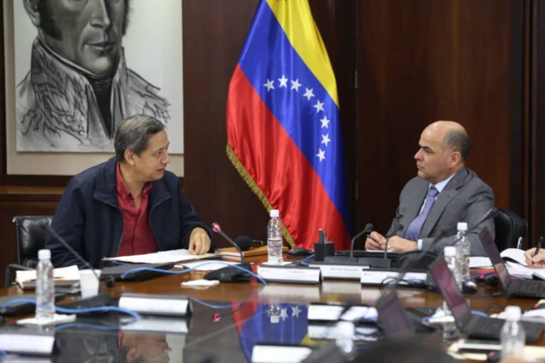 Venezuela evalúa declarar Fuerza Mayor Parcial ante sanciones de EEUU