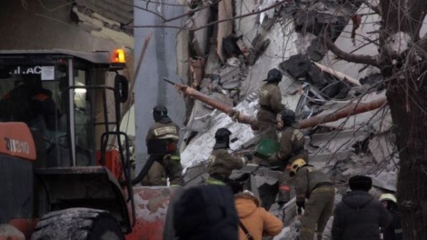 Ascienden a 22 los muertos por el derrumbe de un edificio en los Urales