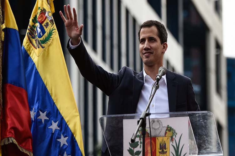 Guaidó procedió a realizar el traspaso de las cuentas de Venezuela en el exterior