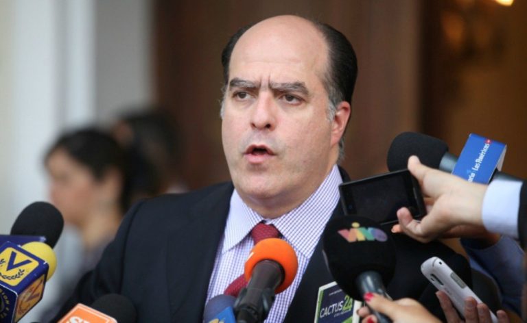 Julio Borges: “La única manera de frenar este drama es con la salida de Maduro”