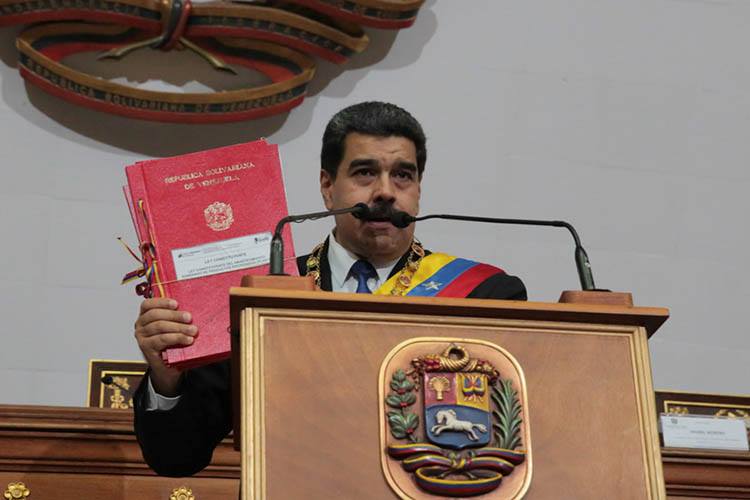 Nuevo salario mínimo en 18 mil bolívares soberanos, anunció Maduro en la ANC