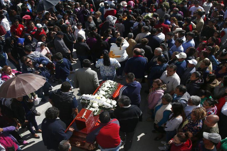 Se eleva a 109 el número de muertos por la explosión en México