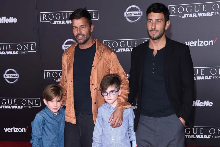 Ricky Martin se convierte en padre de una niña (+Foto)