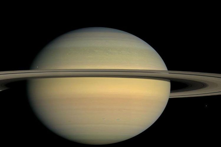 Saturno pasó miles de millones de años sin sus anillos