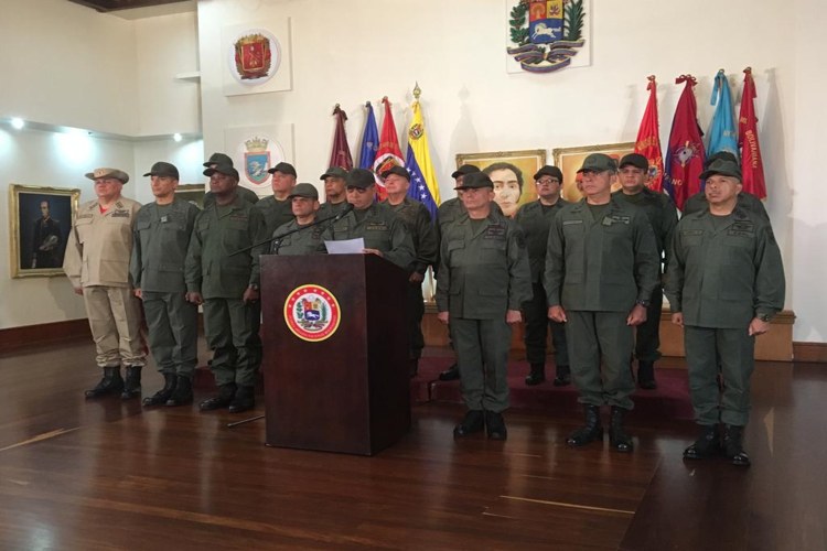 Vladimir Padrino: Es insólito que Trump dé órdenes a los soldados venezolanos