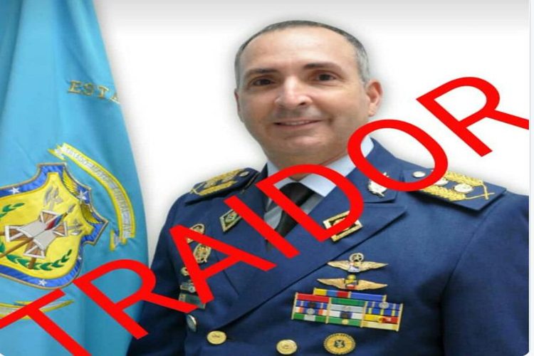 Comandante general de la Aviación llama “traidor” a G/D que desconoce mandato de Maduro
