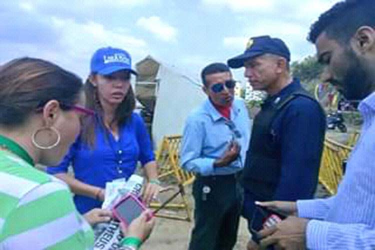 En Trujillo periodista fue agredida durante cobertura de los actos del 4F