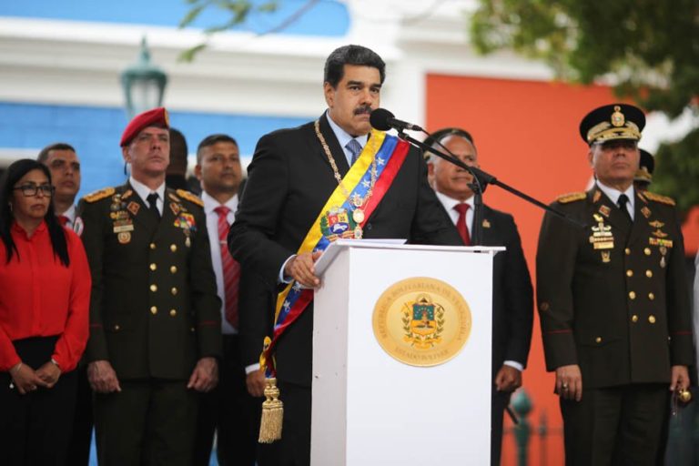 Maduro: Venezuela rompe relaciones diplomáticas y políticas con Colombia