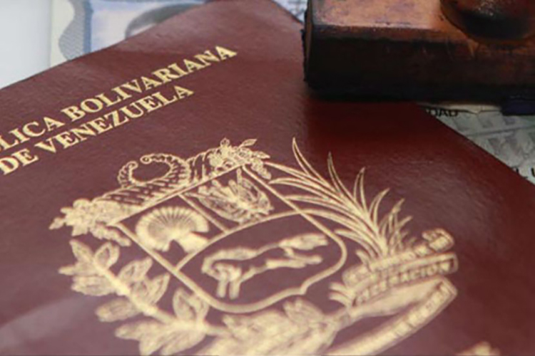 Colombia validará pasaportes venezolanos vencidos