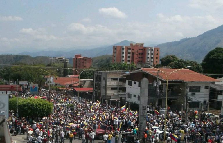 La marcha de la juventud cumplió su cometido en Trujillo