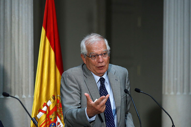 Borrell: España trabaja para evitar una intervención militar en Venezuela