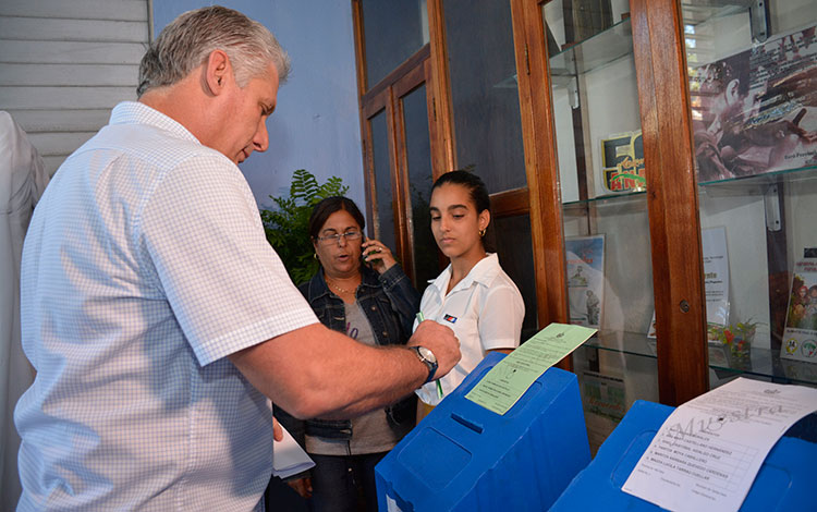 Presidente de Cuba: Votar por el sí es votar por Latinoamérica y Venezuela