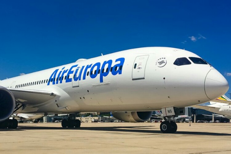 Tirotean a tripulación de Air Europa en Caracas cuando eran trasladados al hotel