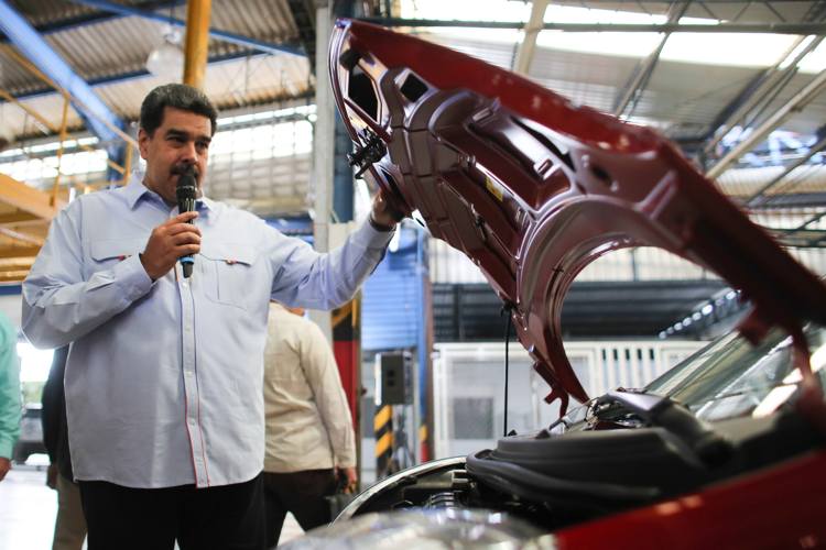 Estos fueron los anuncios de Maduro para el sector automotriz