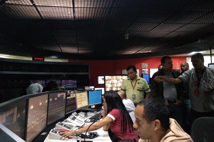 Metro de Caracas realiza pruebas para restablecimiento del sistema