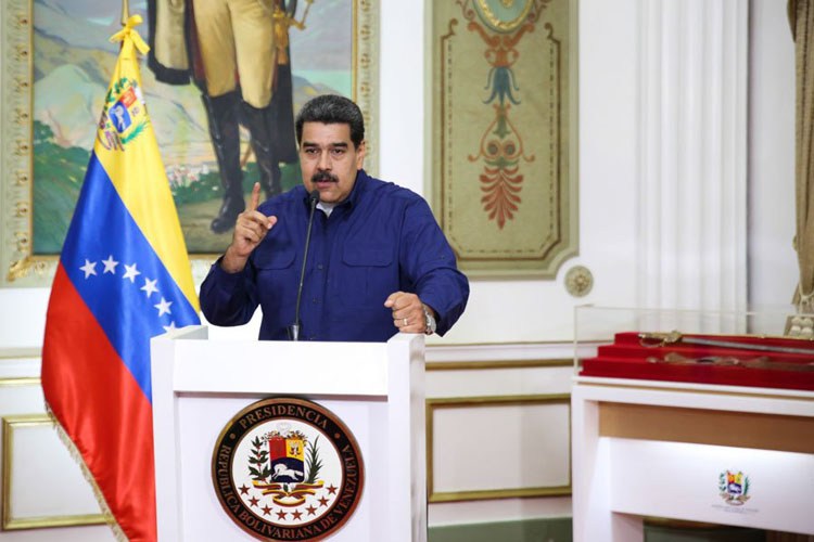 Maduro extendió «asueto» laboral y de suspensión de clases hasta el miércoles
