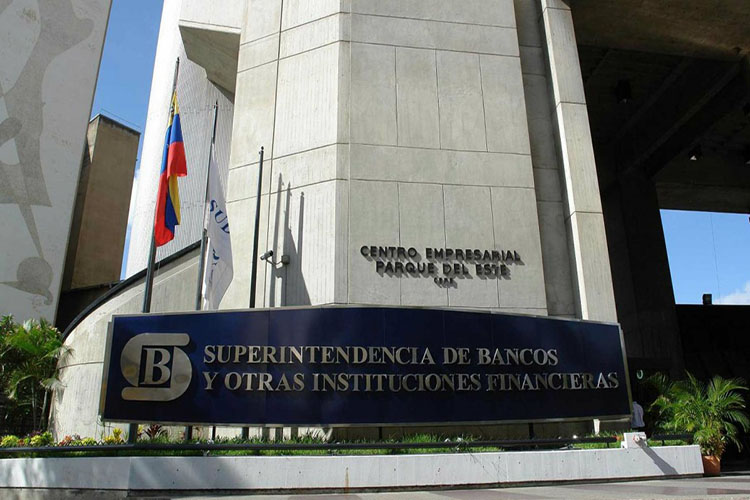 Sudeban ordena a bancos aumentar Bs.775.000 monto límite para tarjetas de crédito