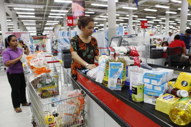 Cepal prevé que economía venezolana caiga 16% en 2019