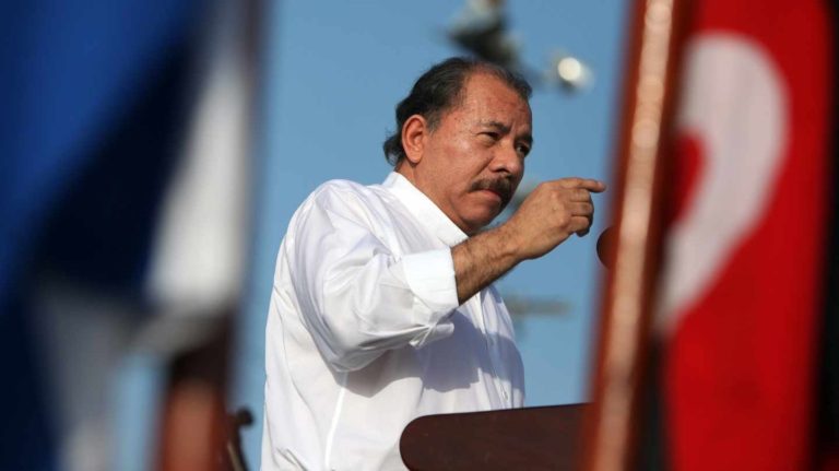 Ortega va camino a la reelección tras el arresto de 19 opositores