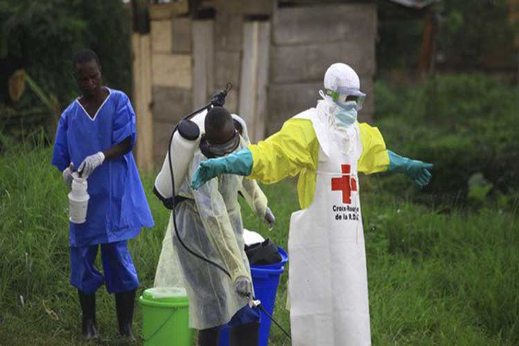 Los muertos por ébola en el noreste del Congo alcanzan los 900