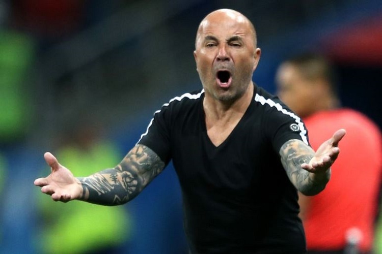 Santos asegura que Sampaoli no dejará el club porque le robaron la bicicleta