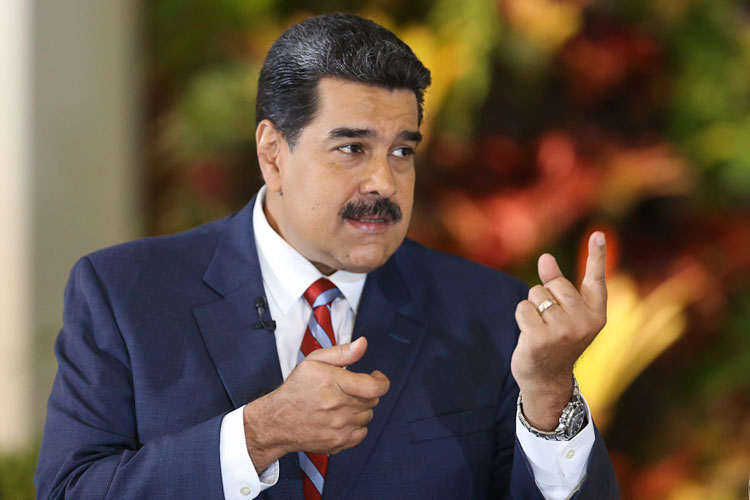 Maduro ordena agilizar distribución de alimentos CLAP en todo el país