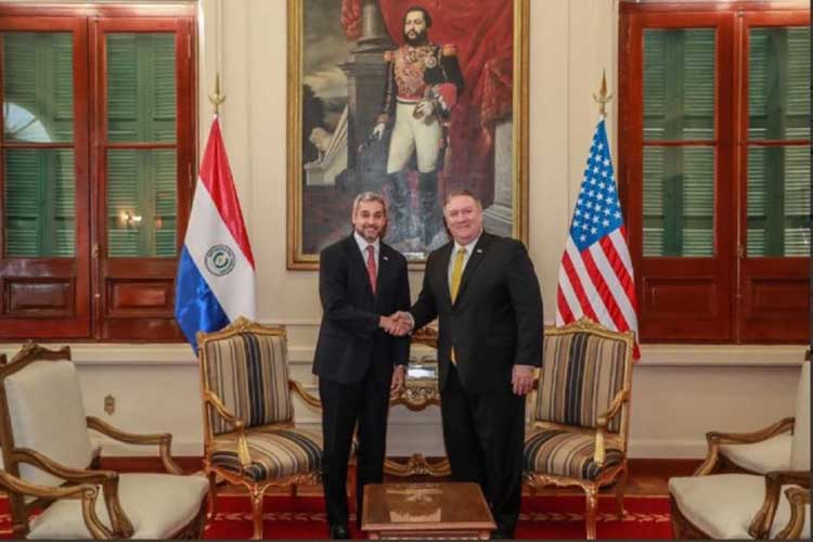 Pompeo se reúne con el presidente paraguayo para tratar tema sobre Venezuela