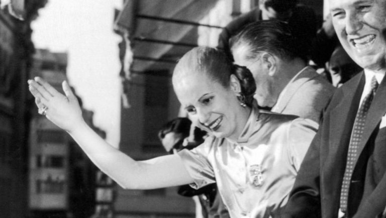 Piden al papa la beatificación de Evita Perón