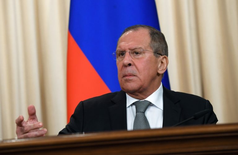 Lavrov confirma planes de Moscú para cambiar régimen en Ucrania