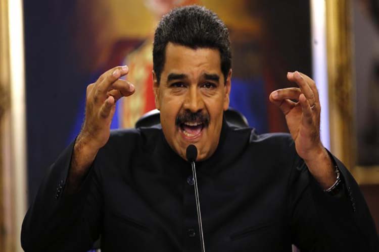 “Cobarde” y “vete con el enemigo», la respuesta de Maduro a Isaías Rodríguez