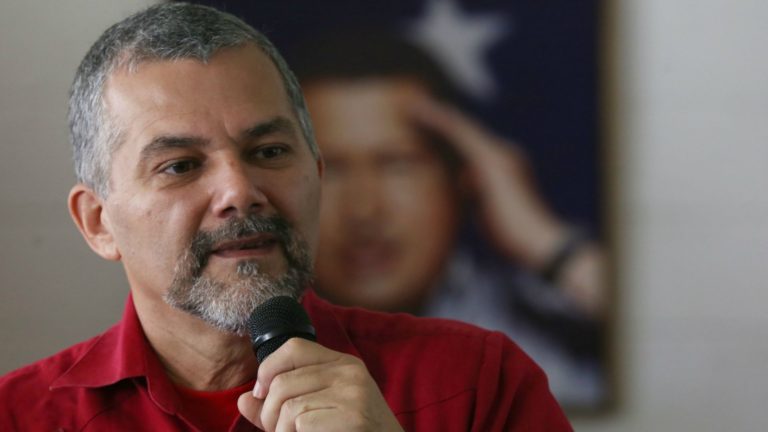 Ricardo Molina: Esperamos que la derecha tenga valentía y seriedad para cumplir acuerdos