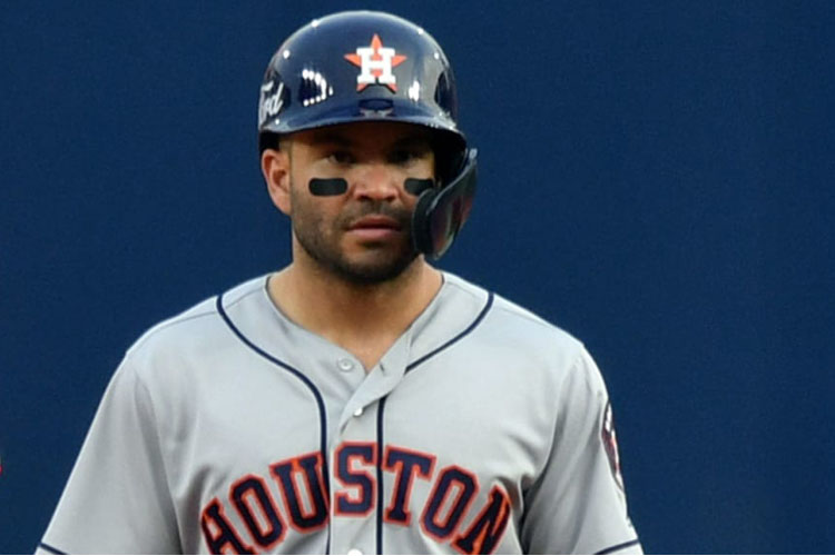 José Altuve avanza para volver pronto a los Astros de Houston