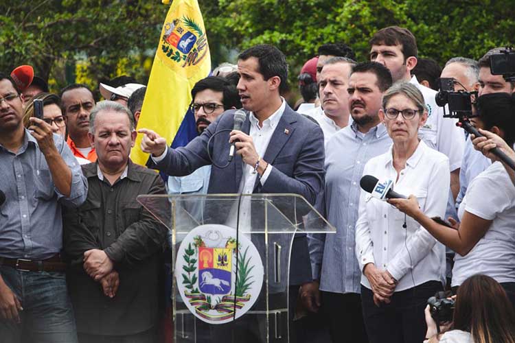 Guaidó: Llegó el momento de dar el paso, nuestra situación no admite reflexión ni diagnóstico, sino acciones