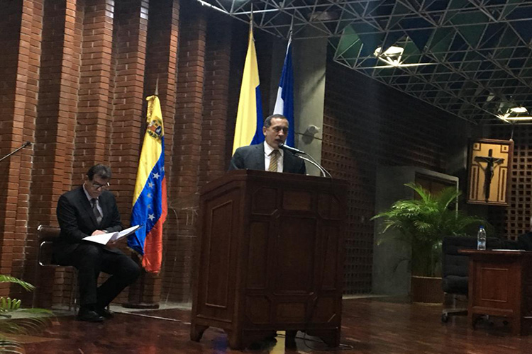 José Guerra: Es infame y vil que los venezolanos dependan del Estado para conseguir alimentos