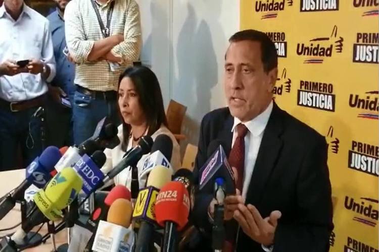 José Guerra propone que las refinerías en Venezuela sean gestionadas por Citgo