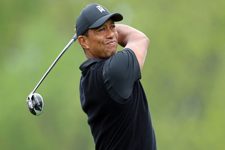 Tiger Woods subió al quinto puesto del ránking PGA