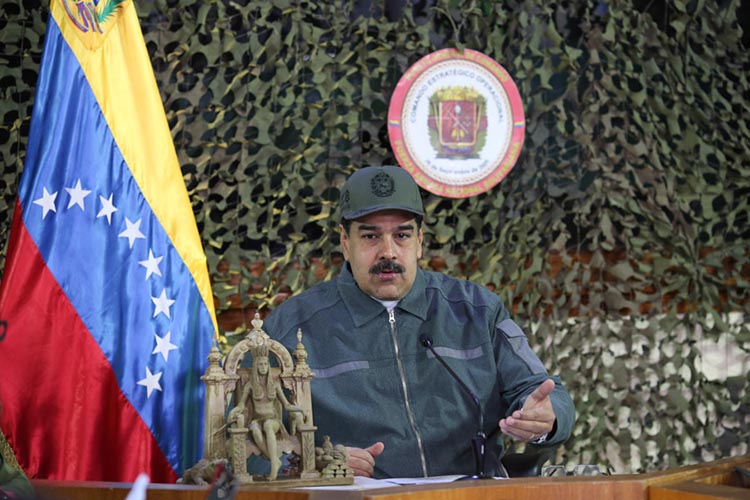 Maduro ordena «máxima alerta» a las tropas en la zona fronteriza con Colombia