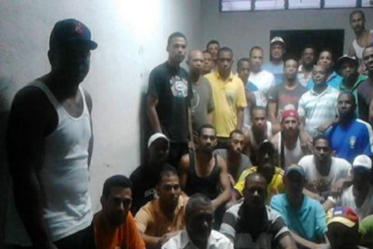 Excarcelan y deportan a los 59 colombianos presos desde 2016 en La Yaguara
