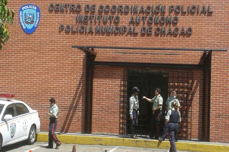 En Caracas: Se fugan varios detenidos de Polichacao