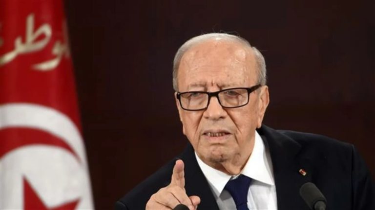 Hospitalizan al presidente de Túnez por un «problema grave de salud»
