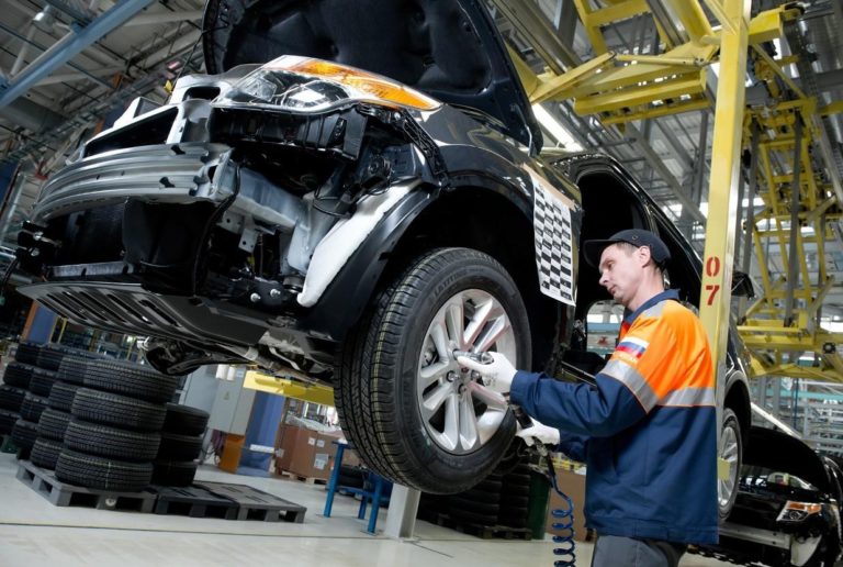 Ford quiere recortar 12.000 empleos en Europa y cerrará fábricas