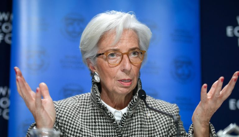Lagarde insta a países de Europa central y oriental a reducir corrupción