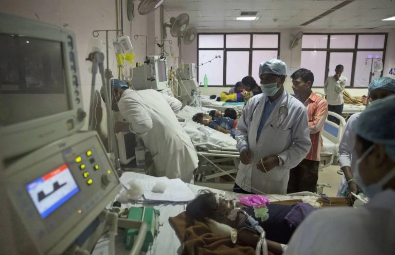 Huelga de médicos por la falta de seguridad se extiende a toda la India