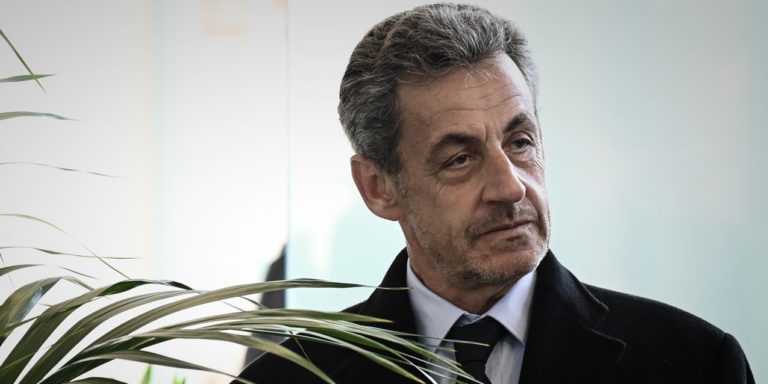 Nicolas Sarkozy condenado a un año de cárcel por financiación ilegal