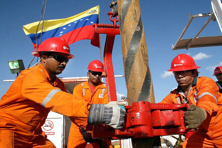 Ecoanalítica: PDVSA pierde $ 4.000 millones al año por descuentos en venta de petróleo