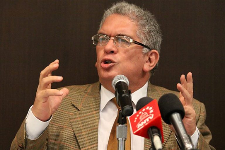 Roy Daza: Congresos de EEUU y Colombia deben investigar la incursión a Venezuela