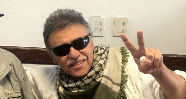 Jesús Santrich toma posesión como congresista en Colombia